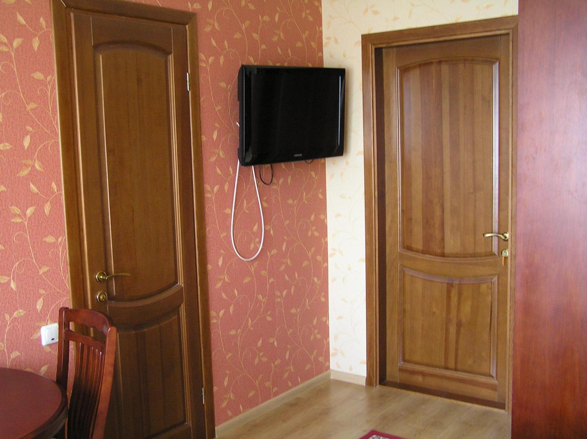 Comfortel ApartHotel Odessa Esterno foto